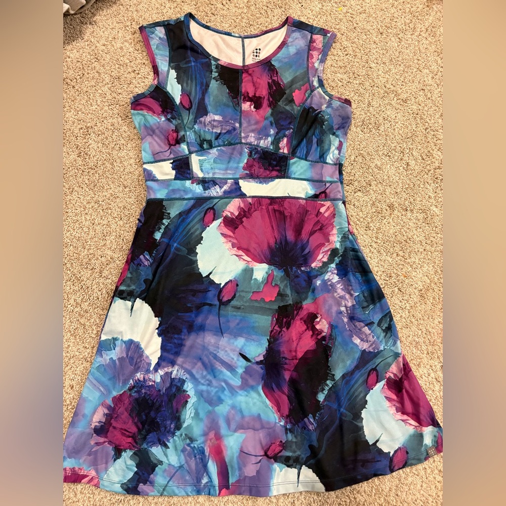 Title nine watercolor poppy dress in medium